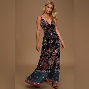 Lulus Budding Love Black Floral Print Satin Maxi Dress, Size M
